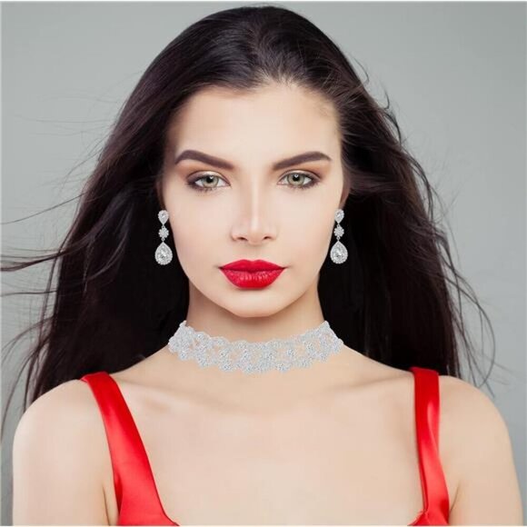 Luxury Crystal Bridal Jewelry Set – Silver Choker, Bracelet & Drop Earrings Set - Picture 3 of 7